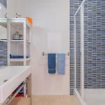 Stylish - Steps From Marina, Center & Lagos