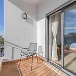 Stylish - Steps From Marina, Center & Appartement